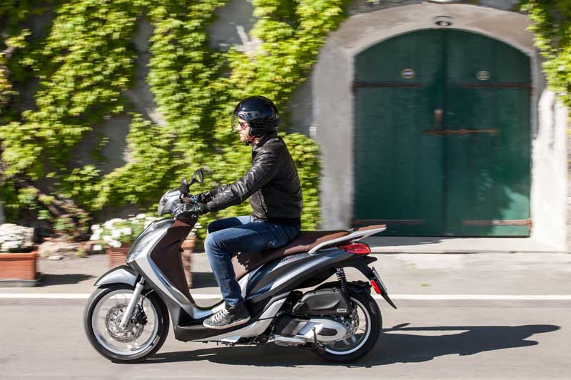 piaggio gallery 8